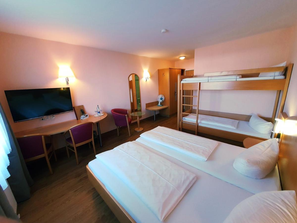 Hotel Sunparc - Shuttle Zum Europa-Park Rust 4Km & Rulantica 2Km Ringsheim Exterior photo