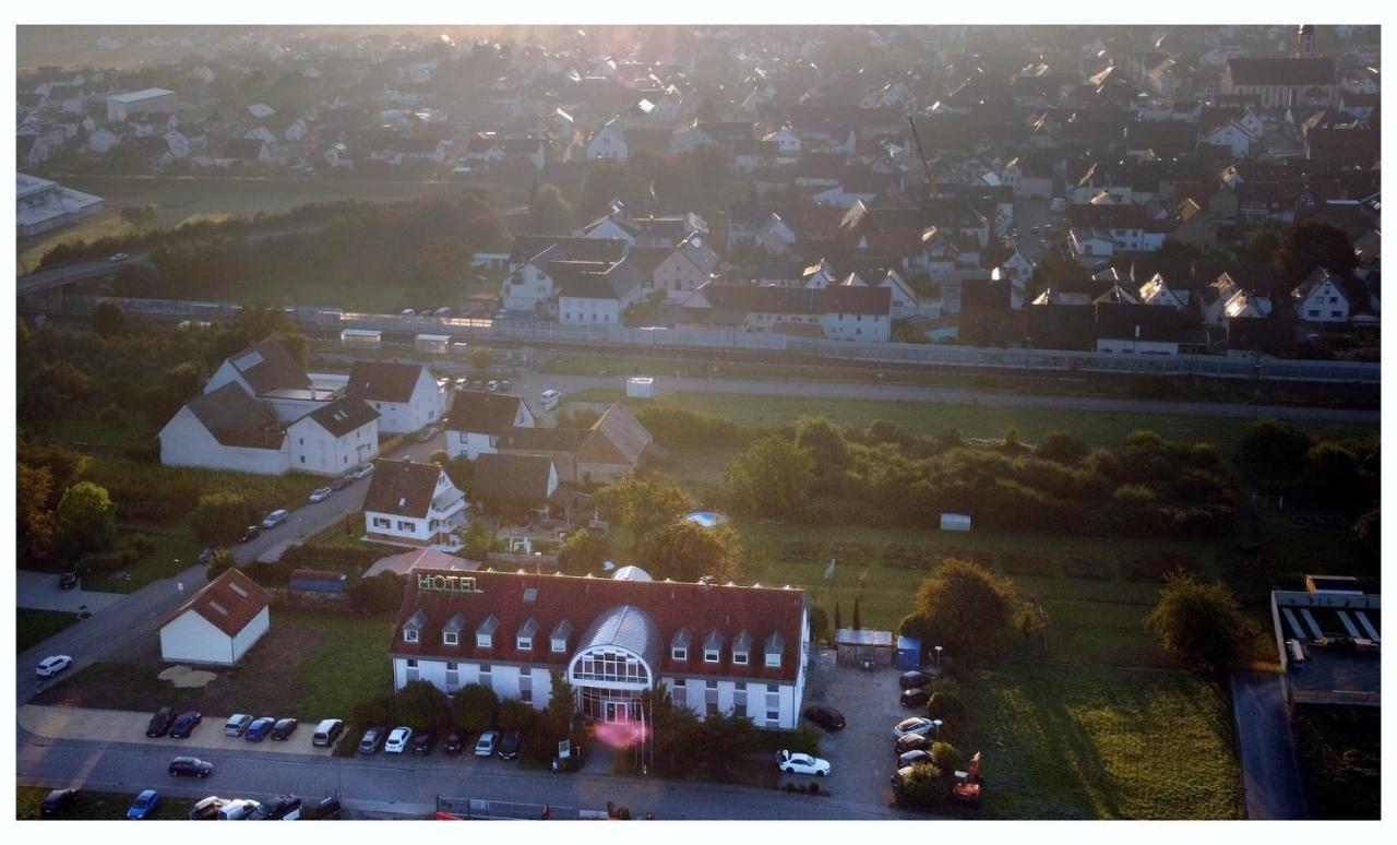 Hotel Sunparc - Shuttle Zum Europa-Park Rust 4Km & Rulantica 2Km Ringsheim Exterior photo